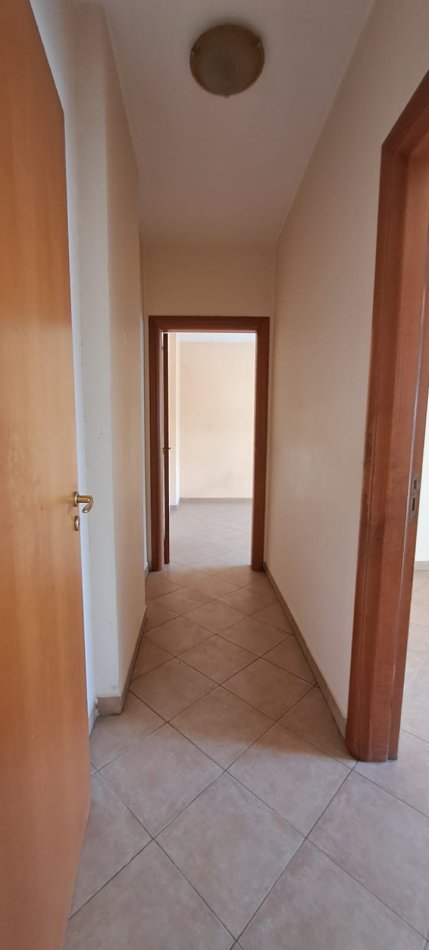 Tirane, shitet apartament 3+1+Ballkon, Kati 2, 121 m² 240,000 € (myslym shyri, rrruga mujo ulqinaku)