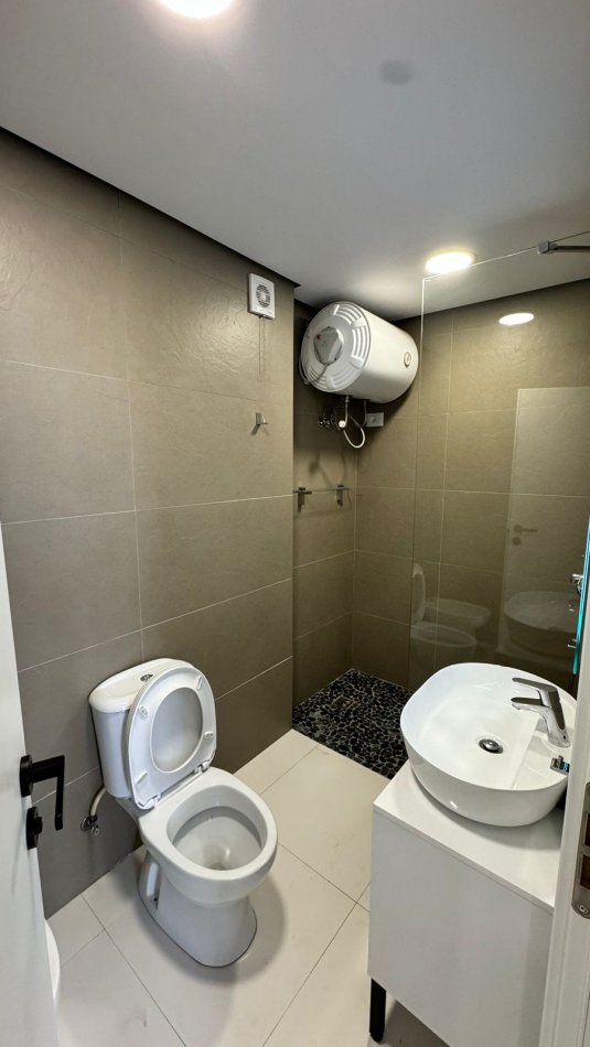Tirane, shitet apartament 1+1+Ballkon, Kati 3, 56 m² 148,000 € 