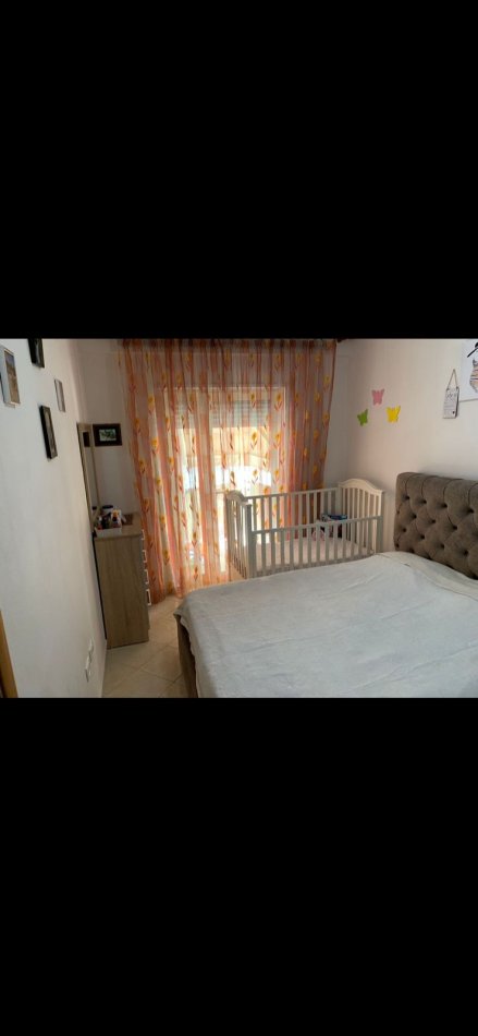 Tirane, jepet me qera apartament 1+1, Kati 5, 50 m² 400 € (Park)