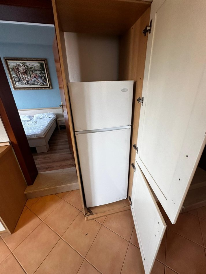 Tirane, jepet me qera apartament 1+1 Kati 7, 55 m² 350 € (Qender Hotel Piazza!