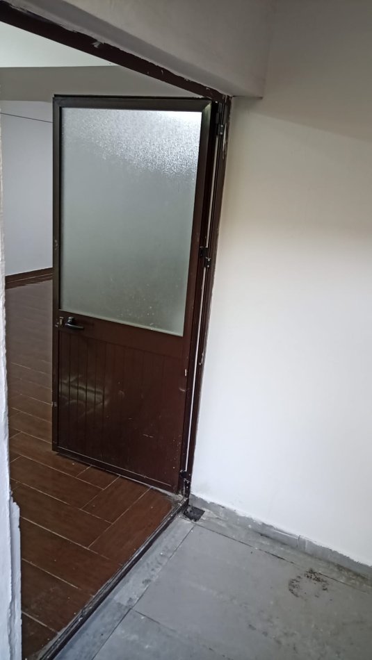 Tirane, shitet ambjent biznesi Kati 0, 110 m² 80,000 € (Irfan Tomini)