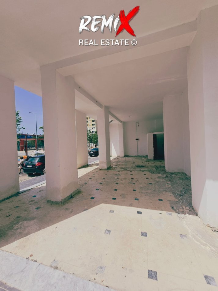 Durres, shitet dyqan Kati 0, 140,000 € 