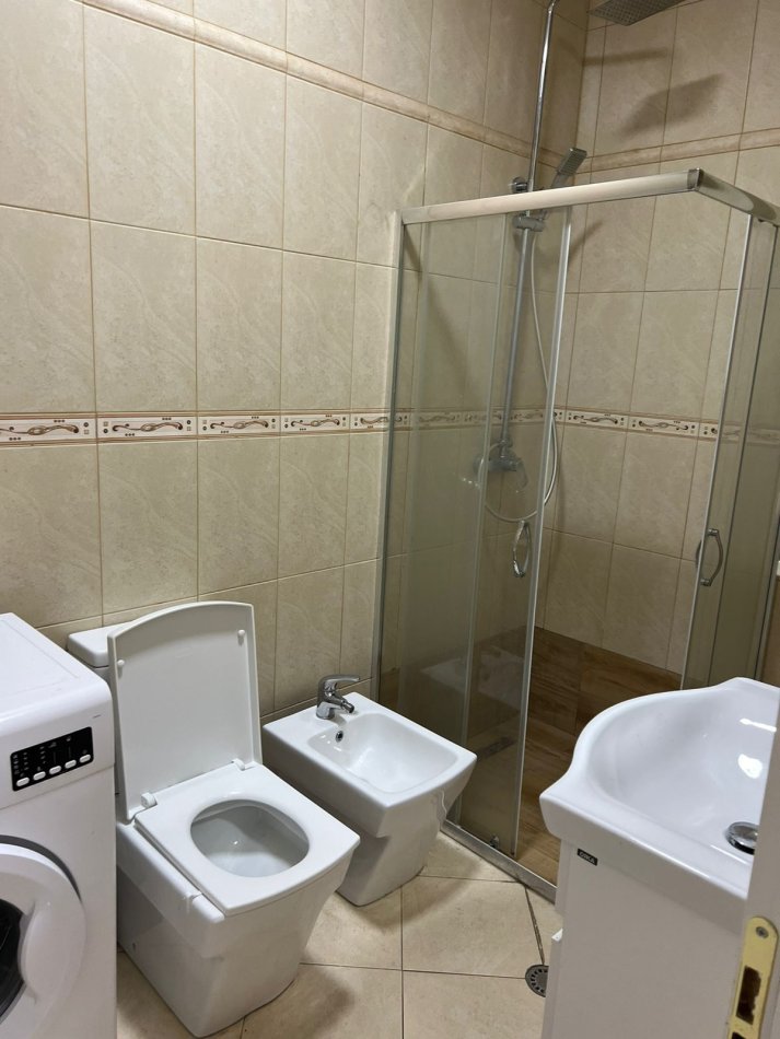 Tirane, shitet apartament 2+1 , 95 m² 130,000 € (Mikel Maruli Astir)