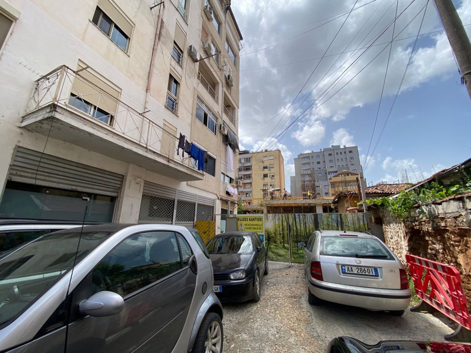 Tirane, shitet 1+1+Ballkon Kati 9, 62 m² 130,000 € (RRUGA MANOL KONOMI)