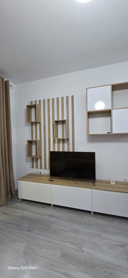 Tirane, jepet me qera apartament 2+1 Kati 7, 93 m² 570 € (Rruga Ndre Mjeda