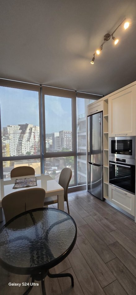 Tirane, jepet me qera apartament 2+1 Kati 7, 93 m² 570 € (Rruga Ndre Mjeda