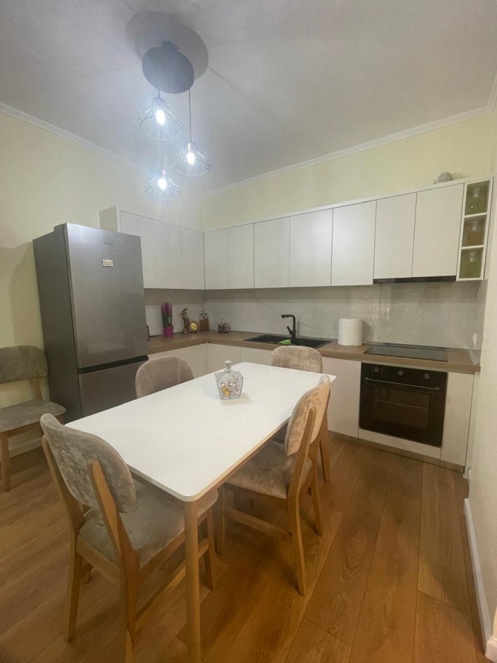 Tirane, shitet apartament 1+1 Kati 3, 71 m² 120,000 € (Xhamllik Rruga Sitki Cico)