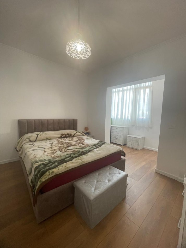 Tirane, shitet apartament 1+1 Kati 3, 71 m² 120,000 € (Xhamllik Rruga Sitki Cico)