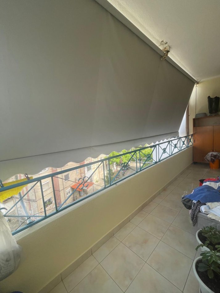 Tirane, shitet apartament 1+1 Kati 3, 71 m² 120,000 € (Xhamllik Rruga Sitki Cico)