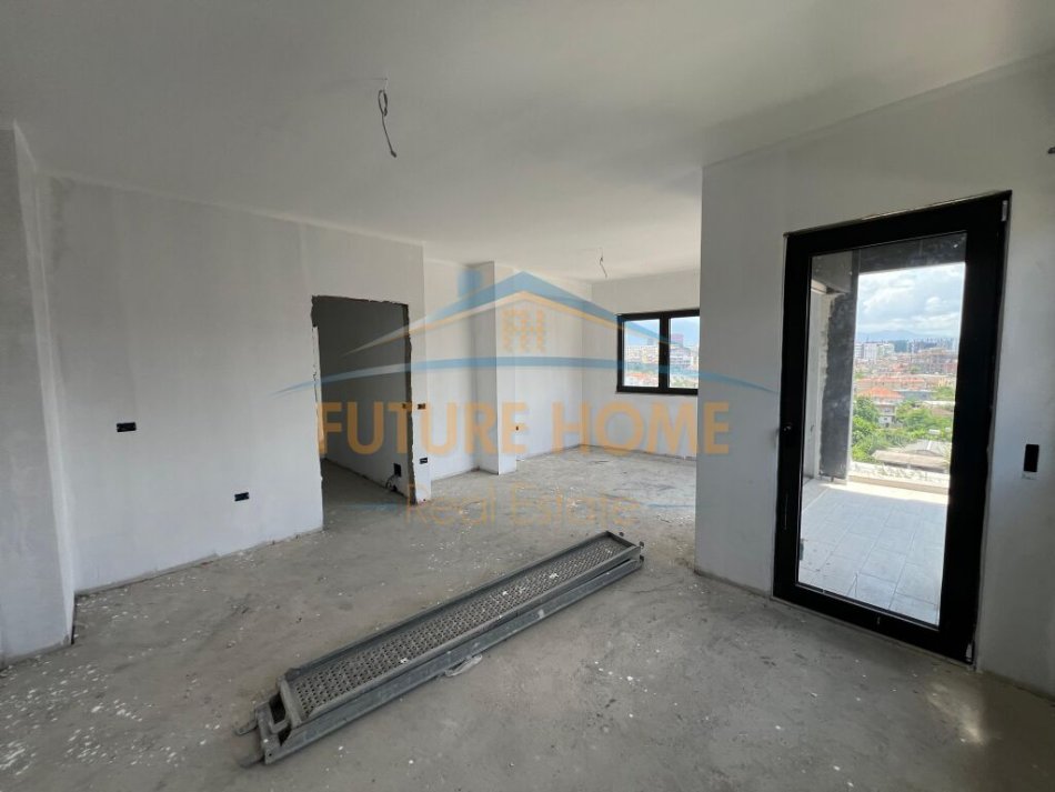Tirane, shes apartament 2+1+Ballkon Kati 6, 112 m² 162,000 € (TEODOR KEKO)