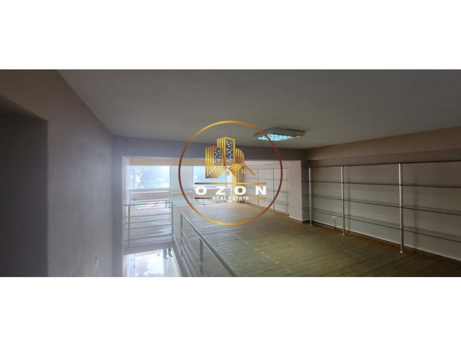 Ambient Biznesi Duplex me Qira pranë Rrugës së Elbasanit!