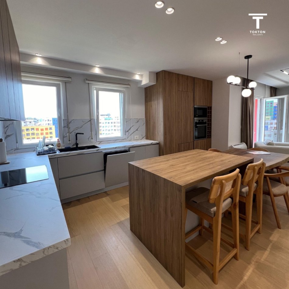Në shitje, Apartament 2+1+2 📍Kompleksi "Darling", Ali Demi, Tiranë