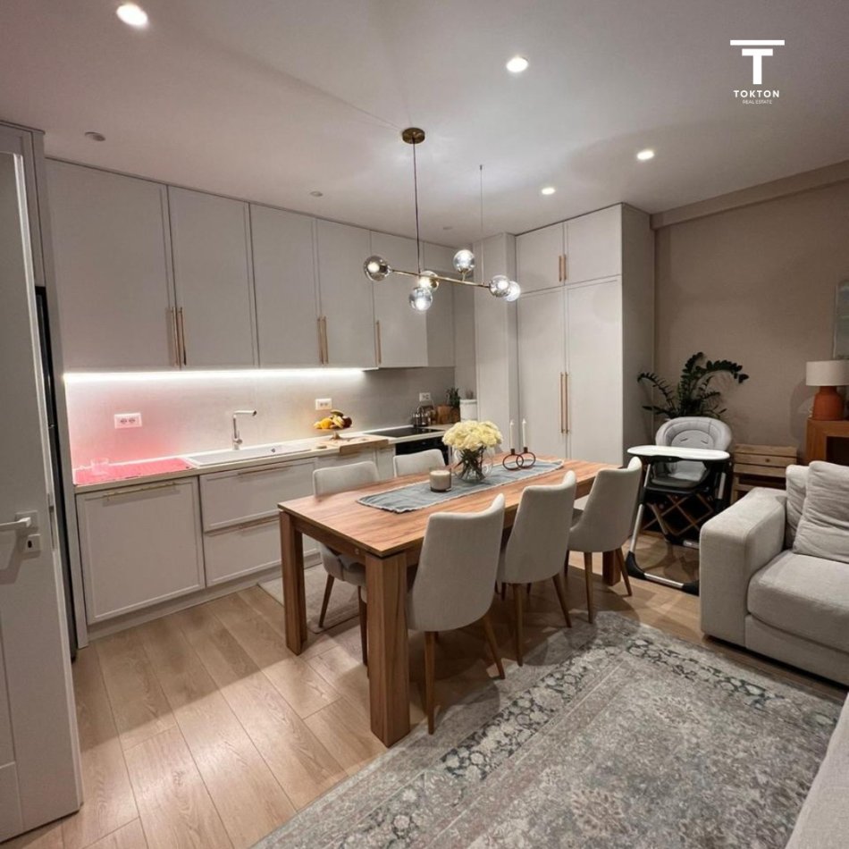 SHITET, APARTAMENT 2+1, ISH-FUSHA E AVIACIONIT, TIRANË, 193,000 EURO