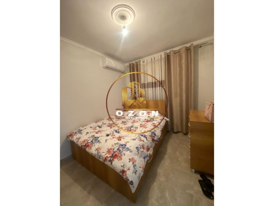 Shitet Apartament Modern 2+1 me Dy Poste Parkimi në Mëzez 86.000€!