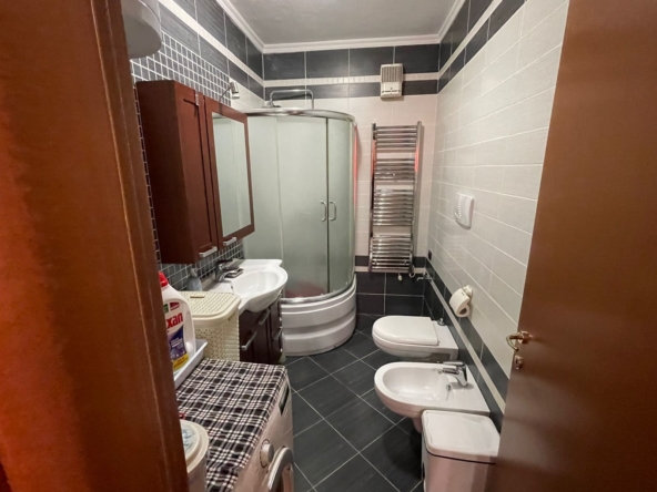 Tirane, shes 2+1+Aneks+Ballkon Kati 5, 110 m² (AIR ALBANIA)