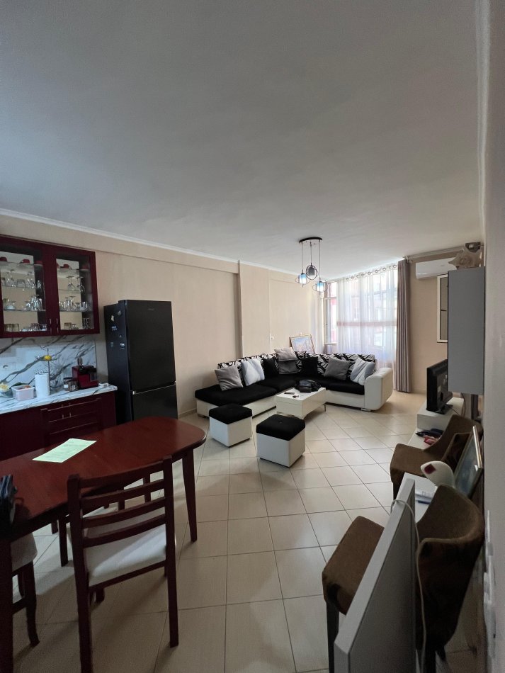 Tirane, shitet apartament 2+1 Kati 1, 111 m² 128.000 € (Teodor Keko)