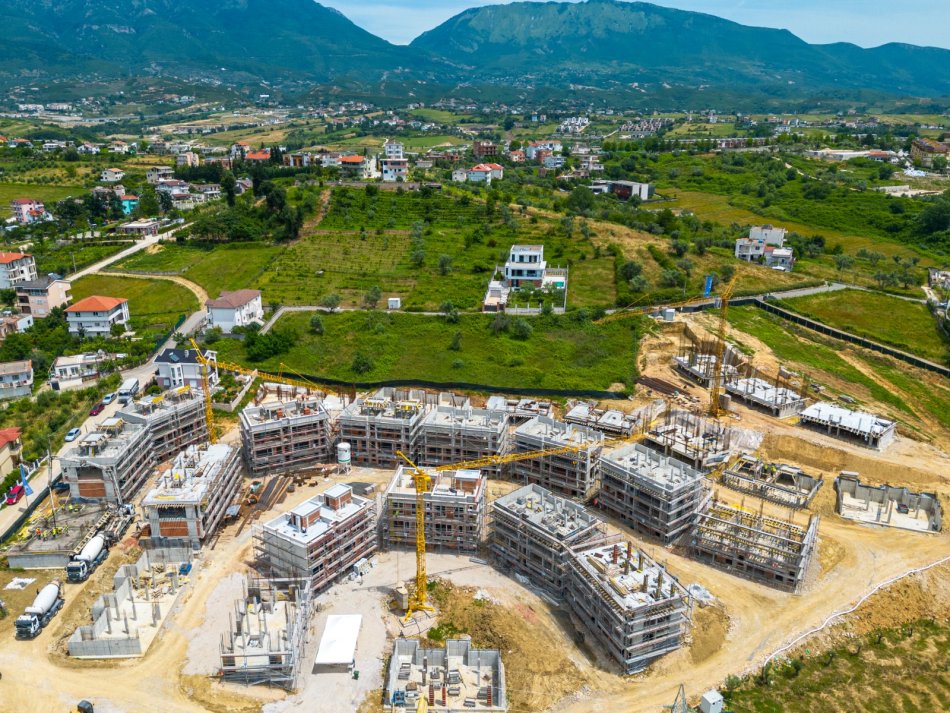 Tirane, shitet Vile 3 Katshe Kati 3, 196 m² 360.000 € (Rruga e Turdive)