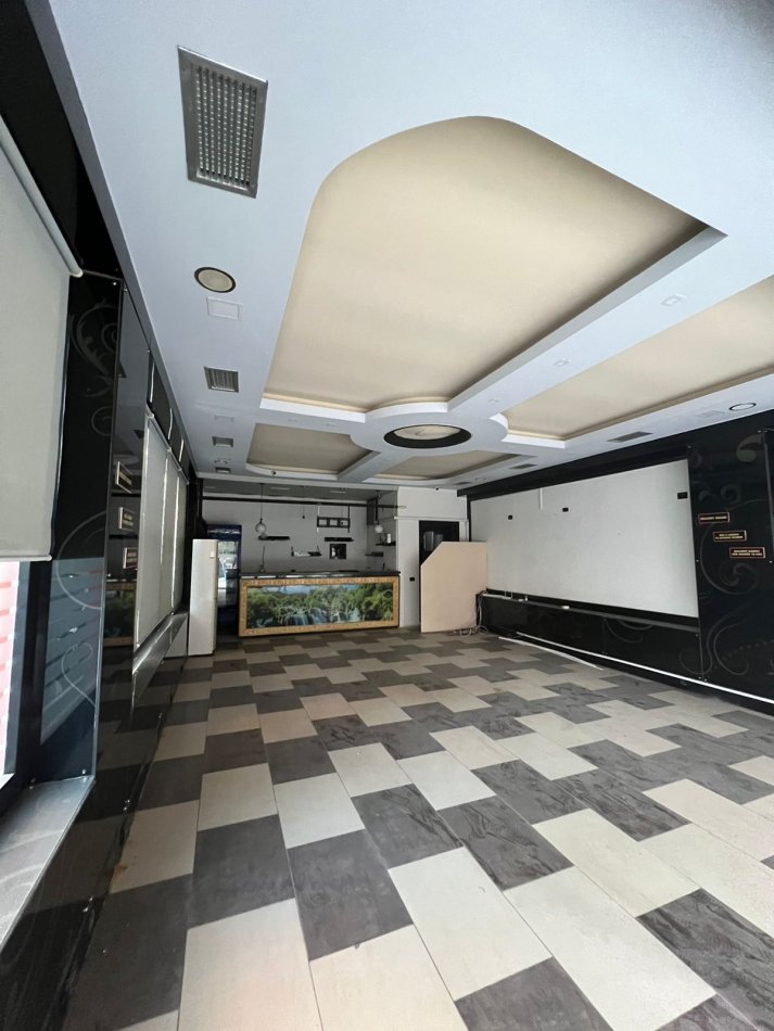 Fier, shitet ambjent biznesi Kati 0, 135 m² 160000€ (Lagja 29 nentori)
