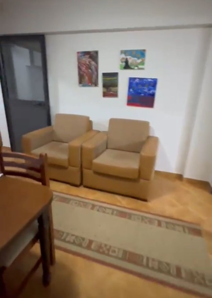 Tirane, jepet me qera apartament 1+1+Ballkon Kati 3, 60 m² 400 € (Frederik Shiroka)