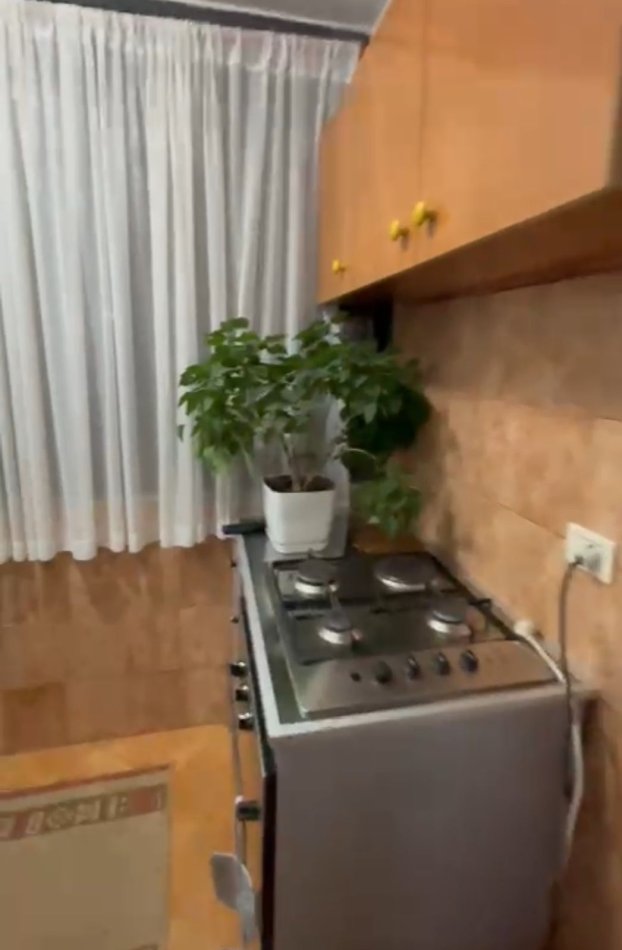 Tirane, jepet me qera apartament 1+1+Ballkon Kati 3, 60 m² 400 € (Frederik Shiroka)