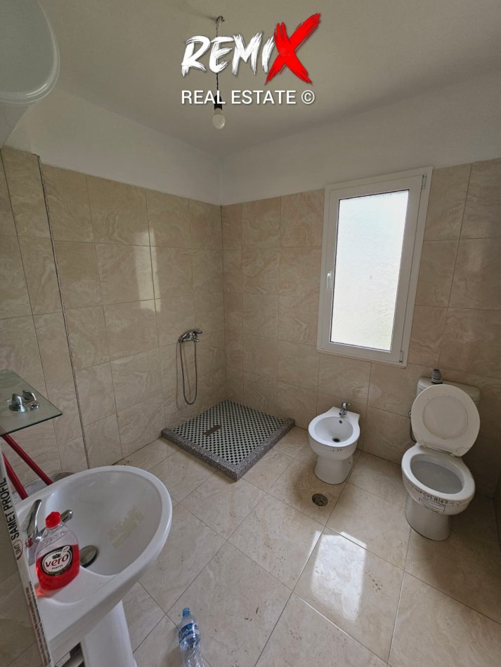 Shkembi Kavajes, shitet apartament 1+1+Aneks+Ballkon Kati 6, 73 m² 62.000 € 