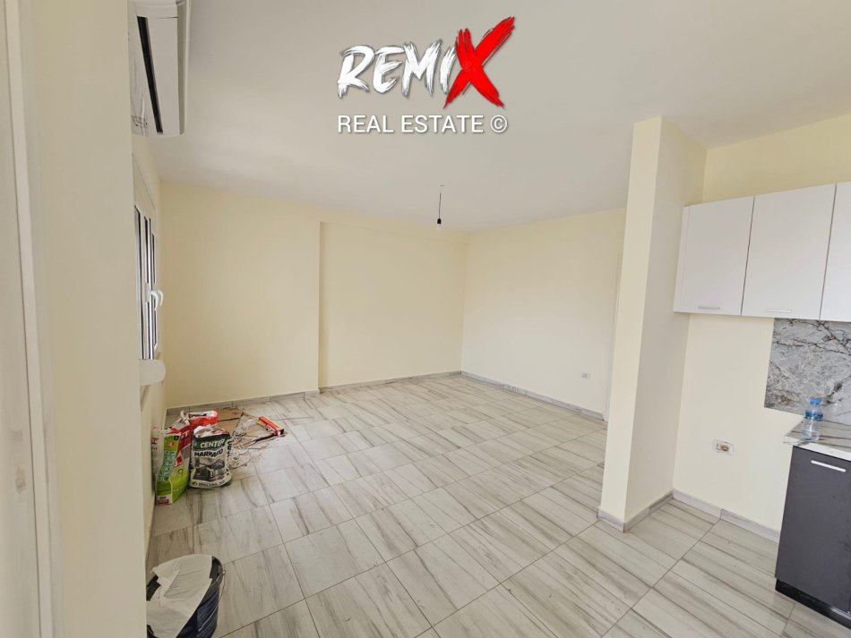 Shkembi Kavajes, shitet apartament 1+1+Aneks+Ballkon Kati 6, 73 m² 62.000 € 
