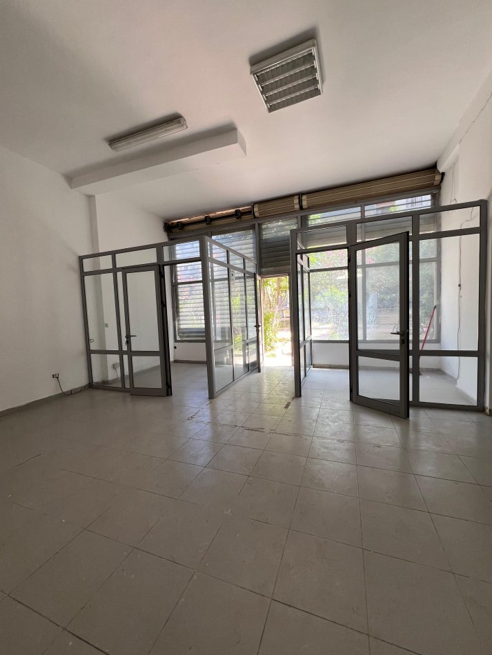 Tirane, shitet ambjent biznesi Kati 0, 52 m² 70.000 € (Astir) TT 1037