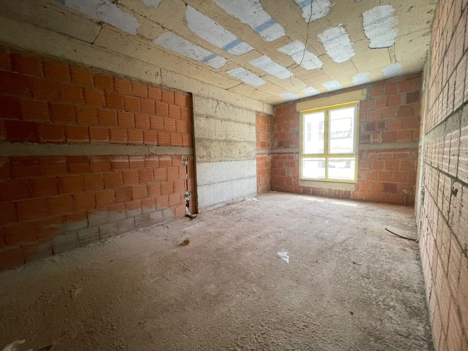 Tirane, shitet apartament 2+1 Kati 4, 93 m² 129.640 € (5 MAJ)
