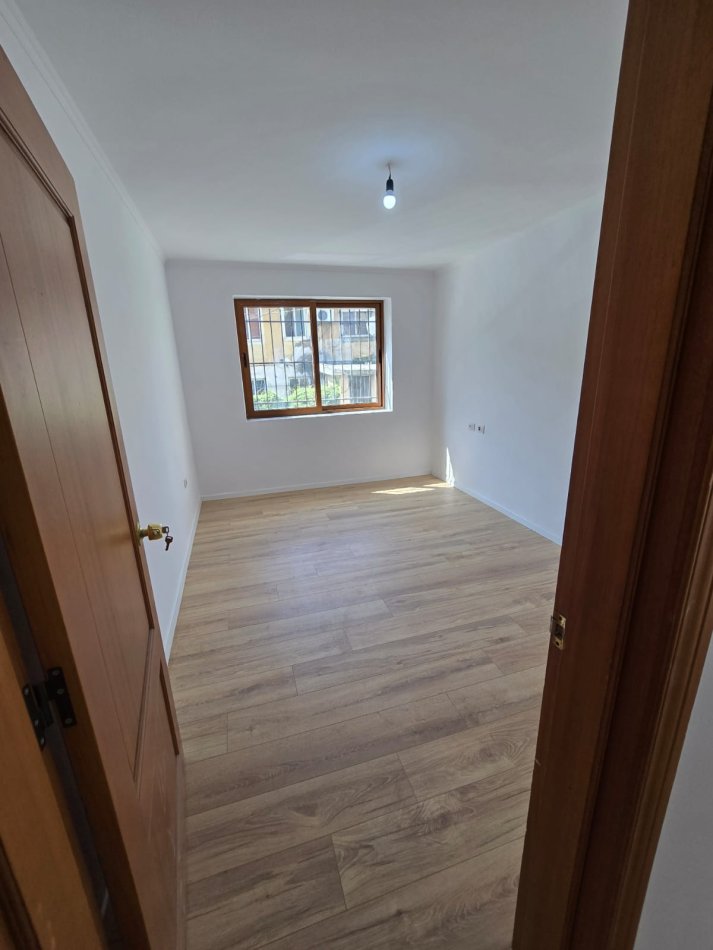 Tirane, shitet apartament 2+1 Kati 0, 81 m² 138.000 € (ALI DEM)