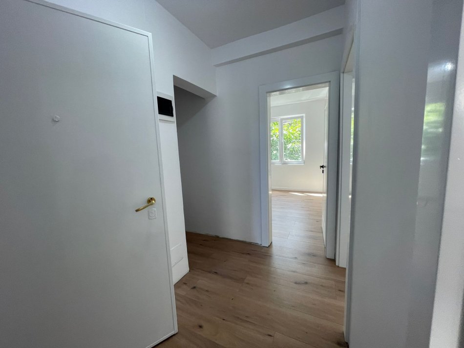Tirane, shitet apartament 2+1 Kati 3, 61 m² 137.000 € (rruga mine pexa)
