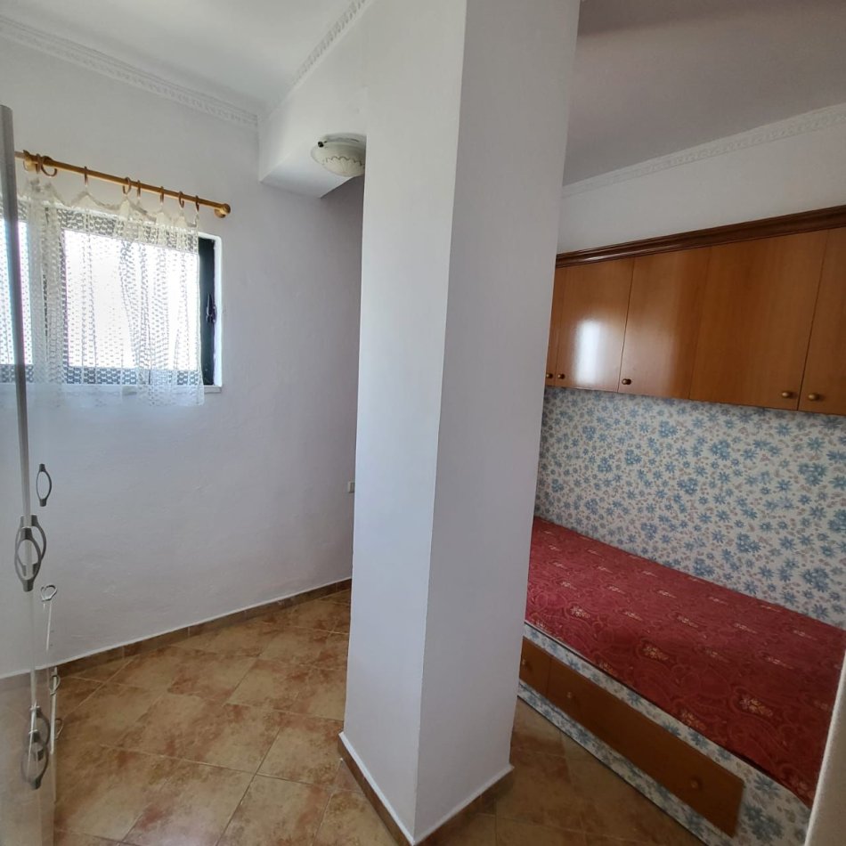Tirane, jepet me qera apartament 2+1 Kati 8, 87 m² 650 € (Rruga Kavajes)