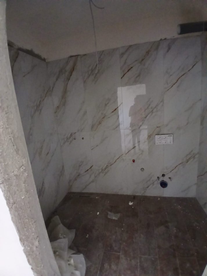 Qerret, shitet Vile 3 Katshe Kati 3, 480 m² 280.000 € (Qerret)