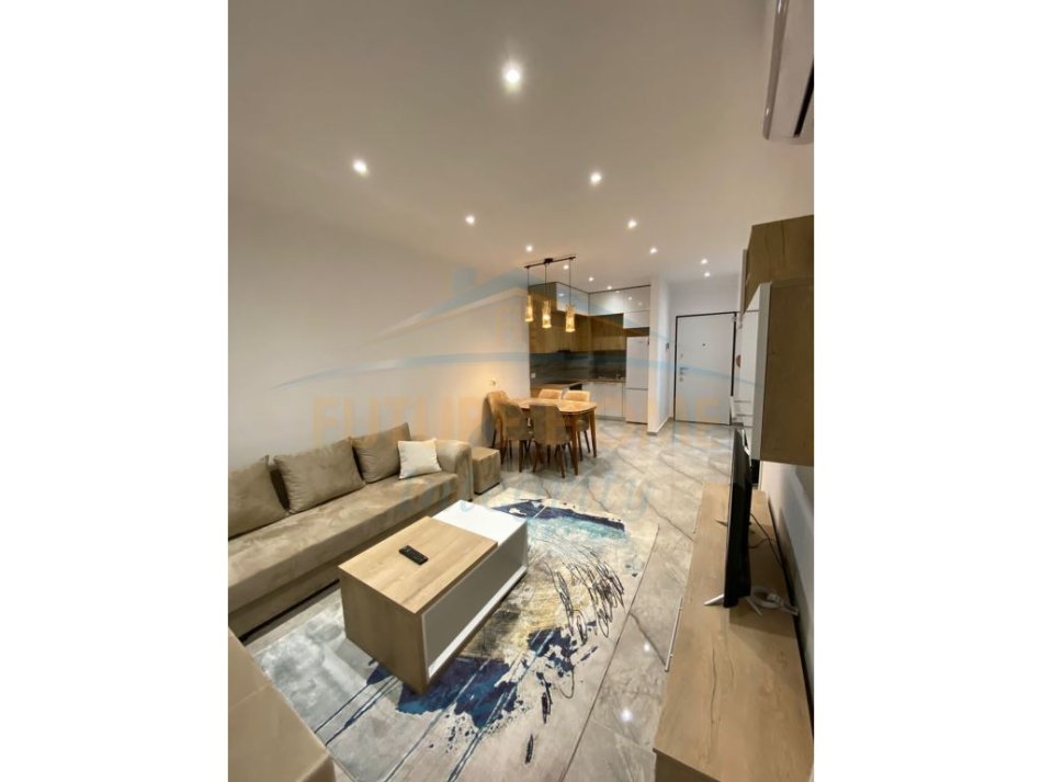 Tirane, jepet me qera 1+1+post parkimi Kati 2, 64 m² 500 € (Oxhaku)