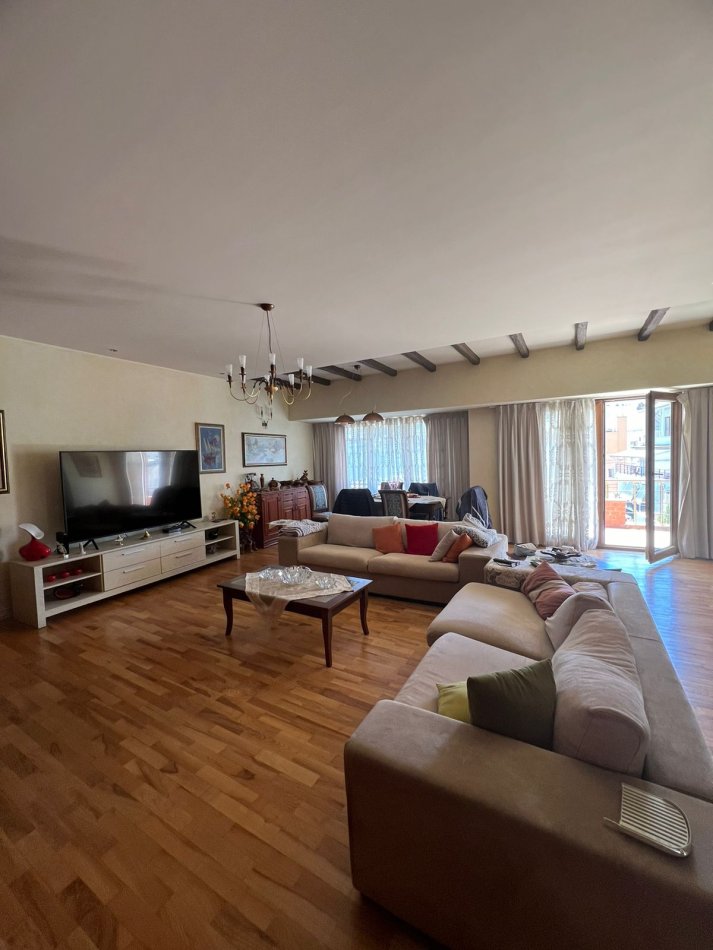 Tirane, shitet apartament+verande | Penthouse 3+1+Aneks+Ballkon Kati 8, 422 m² 550.000 € (Shkelqim Fusha)