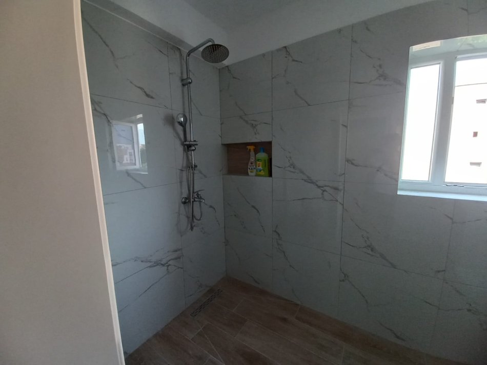 Tirane, shitet apartament 1+1 Kati 5, 53 m² 79.000 € (Gjimnazi Andon Zako Cajupi)