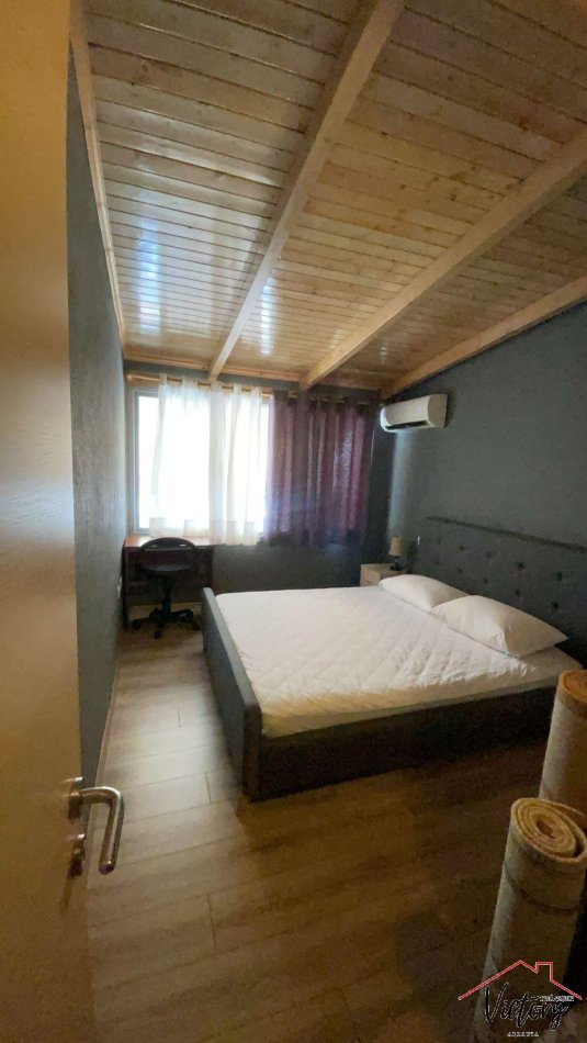 Tirane, jepet me qera apartament 2+1 Kati 11, 90 m² 1.000 € (Sheshi Wilson)