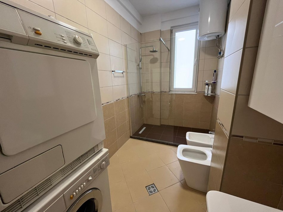 Tirane, shitet apartament 2+1 Kati 4, 112 m² 269.000 € (Kompleksi Kika 2, Komuna e Parisit)