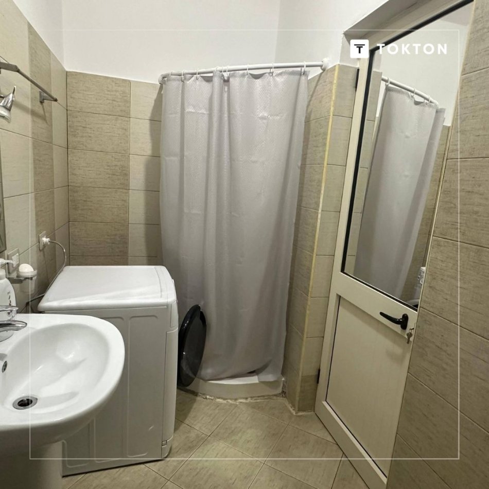 Tirane, jepet me qera apartament 1+1 Kati 4, 60 m² 320 € (Rruga Muhamet Deliu)