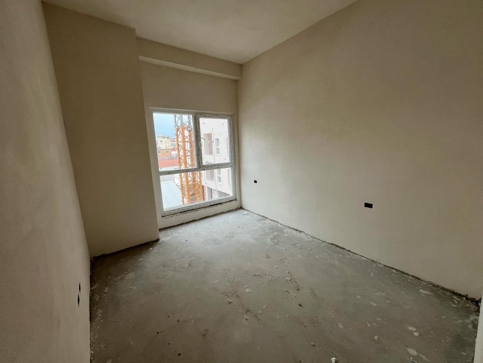 Tirane, shitet apartament 2+1 Kati 3, 117 m² 155.000 € (Rruga Dritan Hoxha)