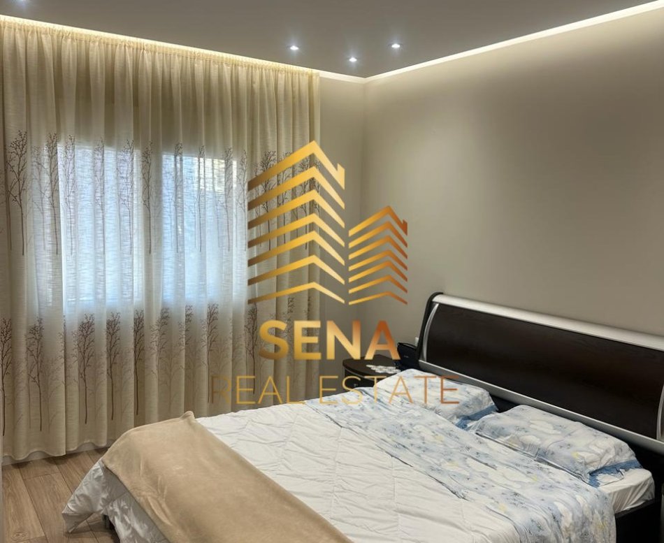 Tirane, jepet me qera apartament 1+1+Ballkon Kati 3, 65 m² 500 € (RRUGA KODRA E DIELLIT)