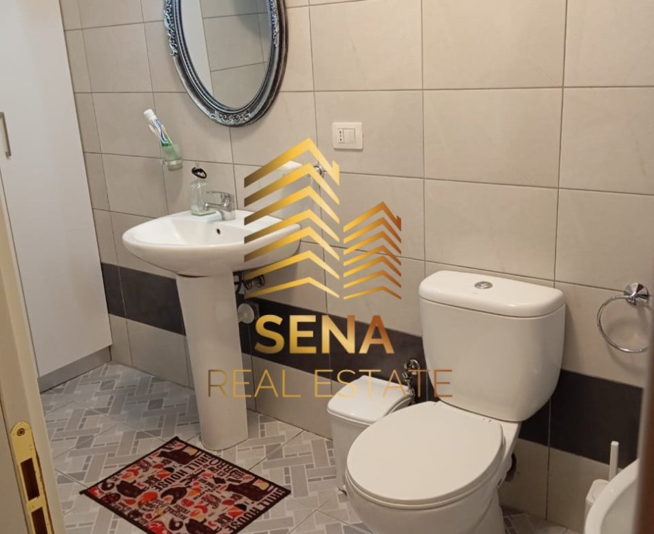 Tirane, shitet apartament 1+1 Kati 2, 73 m² 120.000 € (Rruga Ali Demi)