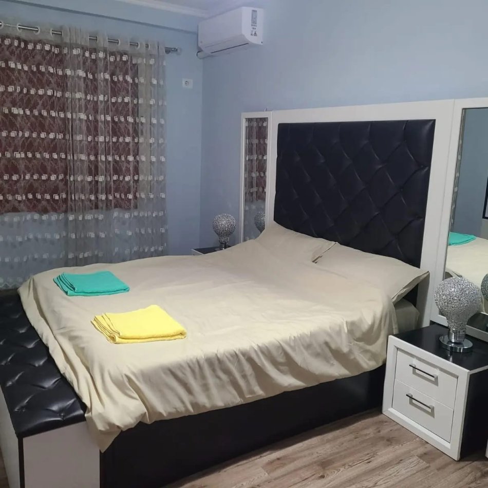 Tirane, shes apartament 2+1+Ballkon Kati 1, 113 m² 130.000 € (ASTIR,VILA L)