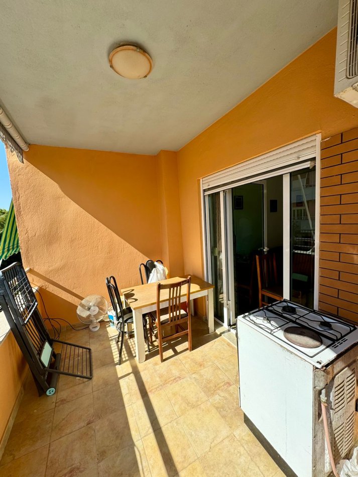 Mali Robit, shitet apartament 1+1+Ballkon Kati 3, 68 m² 66.900 € (Afer California Hotel,Mali Robit)