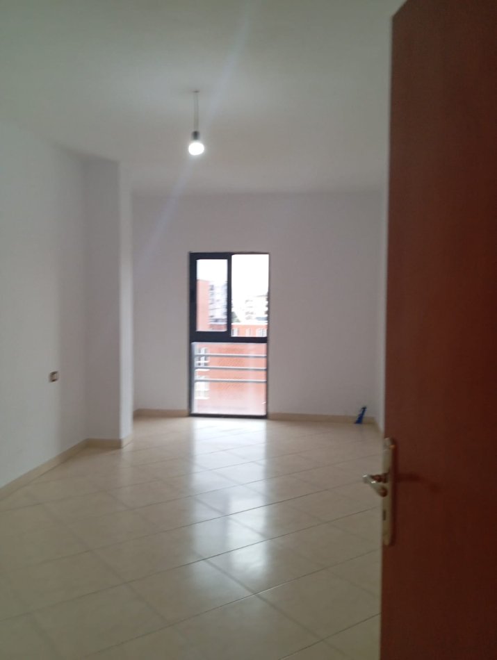 Tirane, shitet apartament 2+1+Ballkon Kati 5, 120 m² 155.510 € (don bosko)