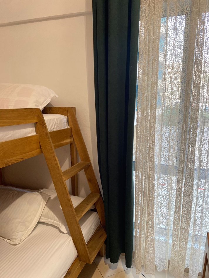 Shqiperi, jepet me qera apartament ne plazh 2+1 Kati 1, 80 m² 60 € (Golem,ngjitur me kompleksin Fafa.)