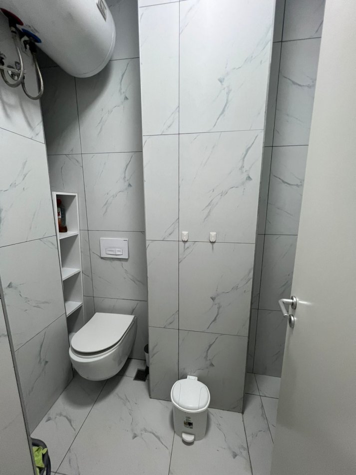 Tirane, shitet garsonier 1+1 Kati 10, 30 m² 78.000 € (21 Dhjetori)