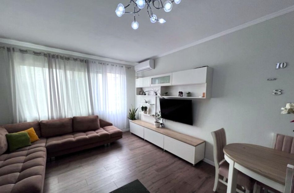 Tirane, shitet apartament 2+1 Kati 5, 98 m² 125.000 € (Astir)