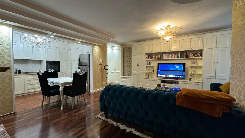 Tirane, jepet me qera apartament 2+1+Aneks+Ballkon Kati 5, 115 m² 1.200 € (Rruga Papa Gjonpali II)