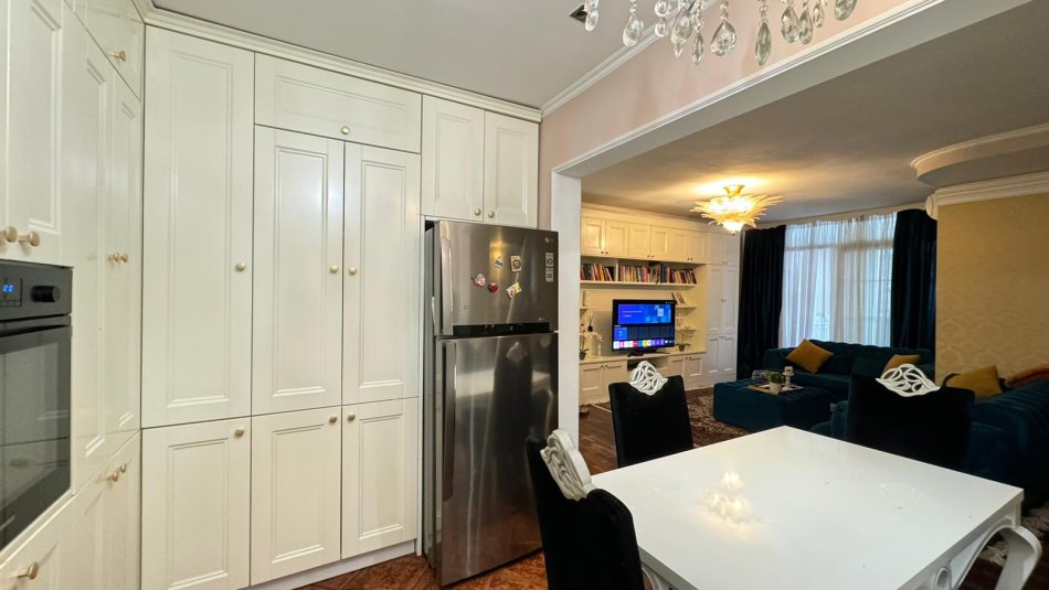 Tirane, jepet me qera apartament 2+1+Aneks+Ballkon Kati 5, 115 m² 1.200 € (Rruga Papa Gjonpali II)