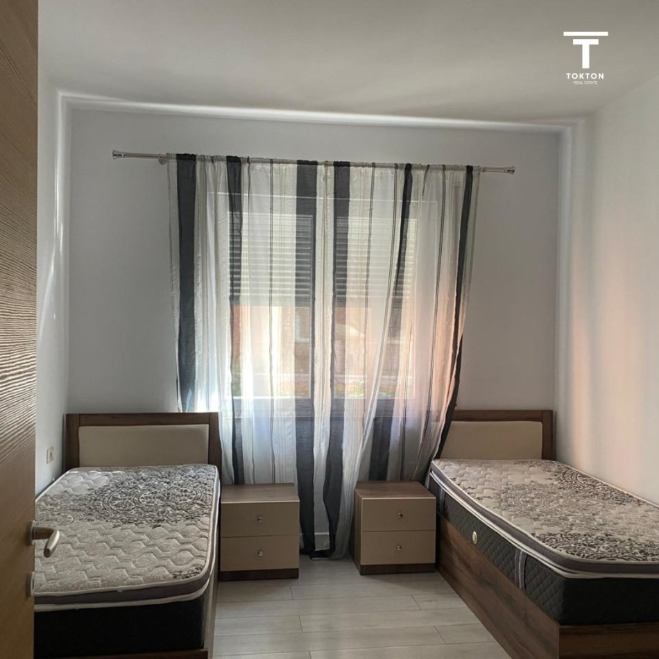 Tirane, jepet me qera apartament 2+1 Kati 2, 69 m² 600 € (Liqeni i Thatë)